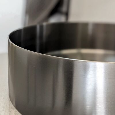 High Quality Artist Scratch Resistant Bathroom Sinks Stainless Steel SS304 Thick Round Copper Sink Wash Hand Popular Europe Gold Wash Basins For Hotel Apartment